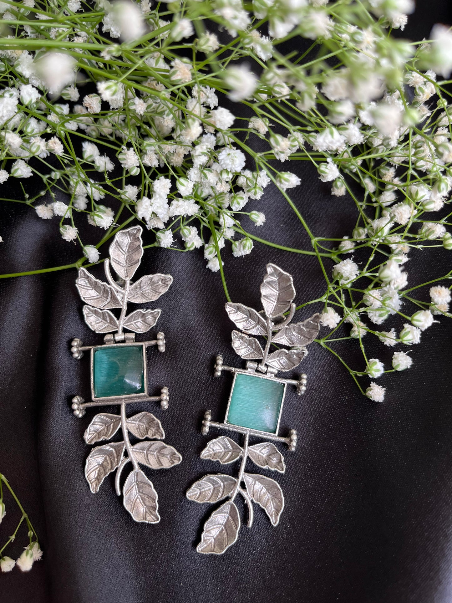 Gulshan Silver Earring