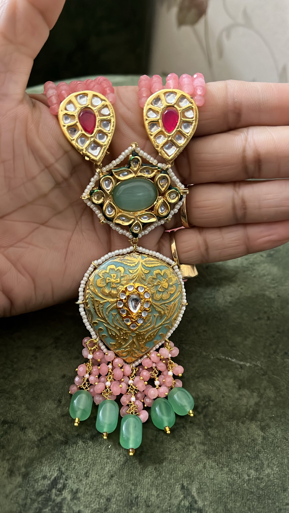 Peach Meena Necklace Set