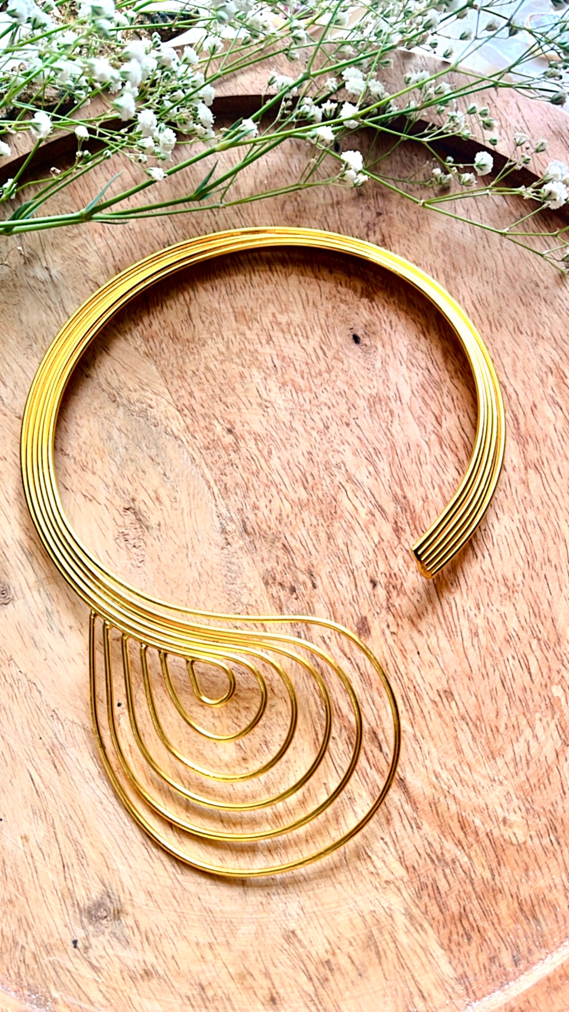 Panaha Statement Neckpiece