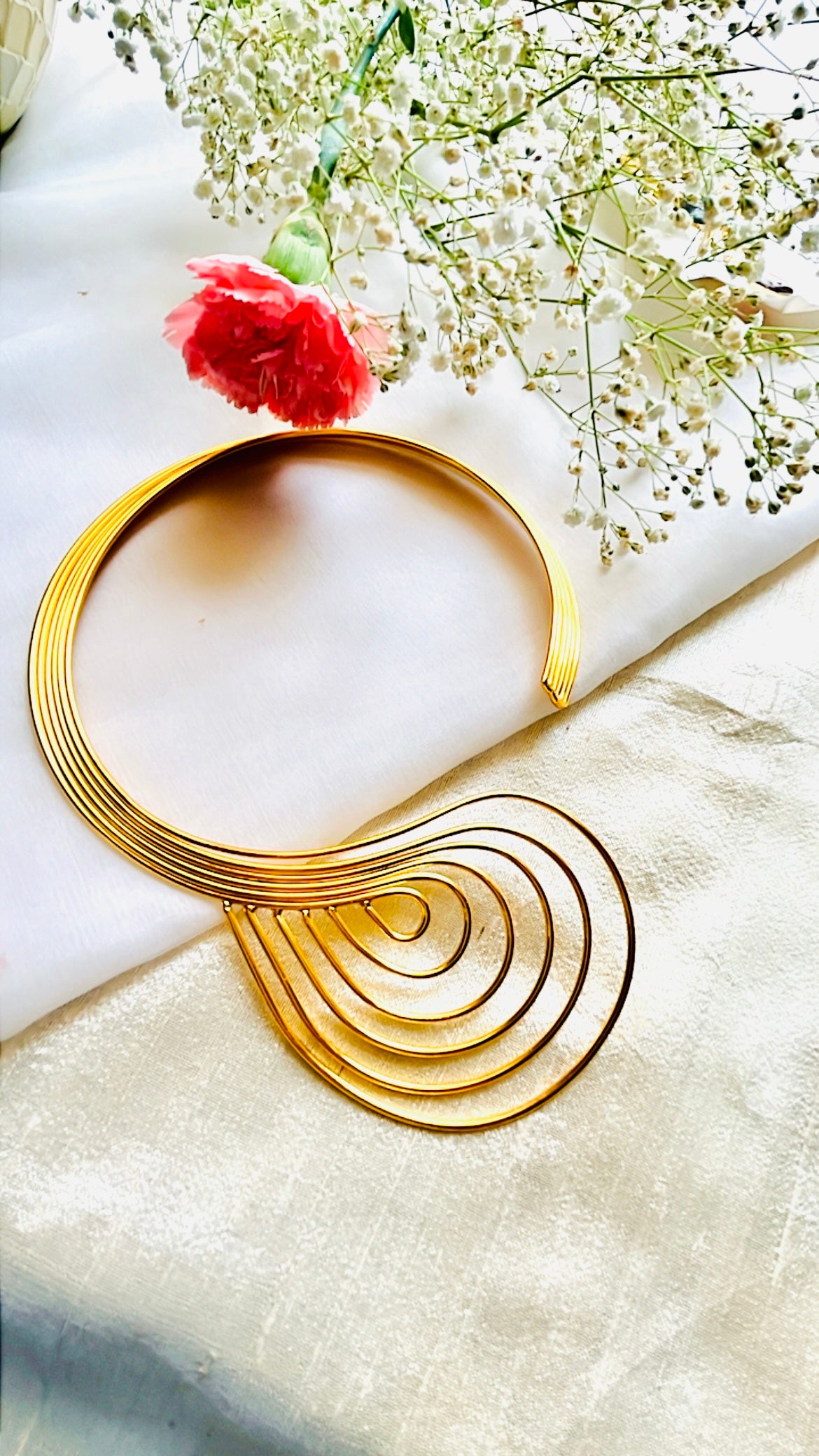 Panaha Statement Neckpiece