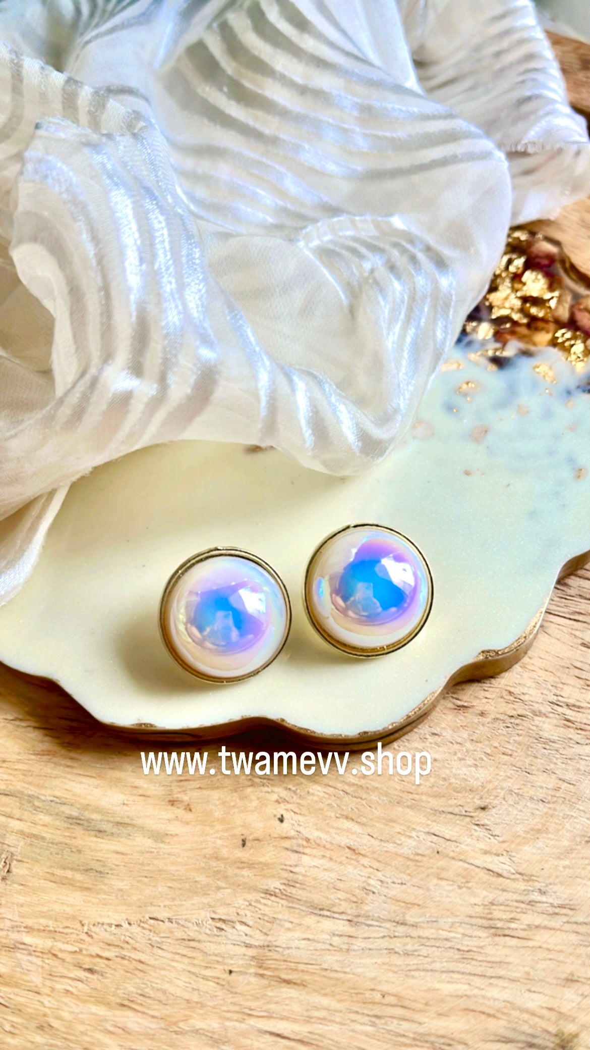 Pearl Mahi Earring