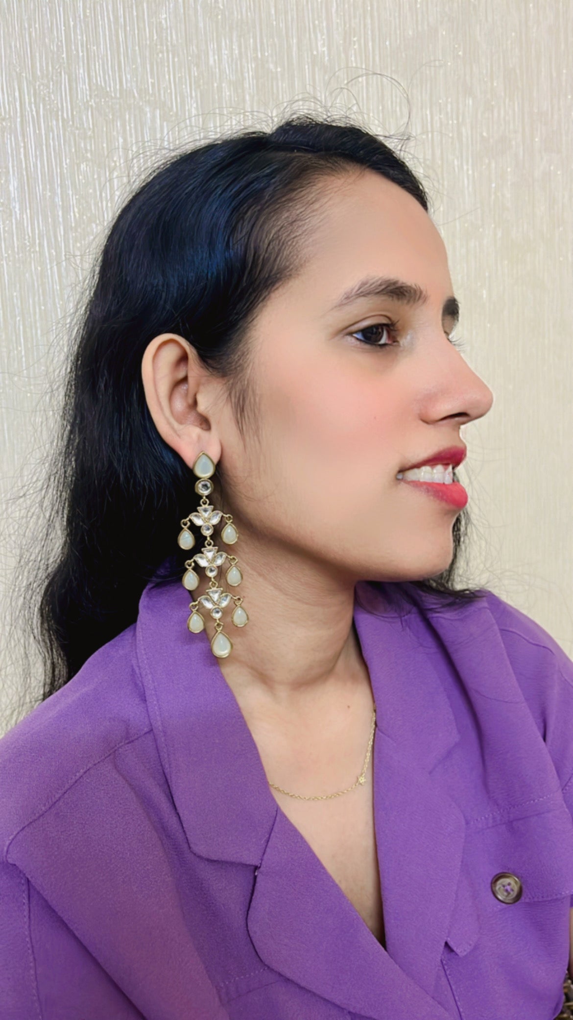 White Jagnisha Earring
