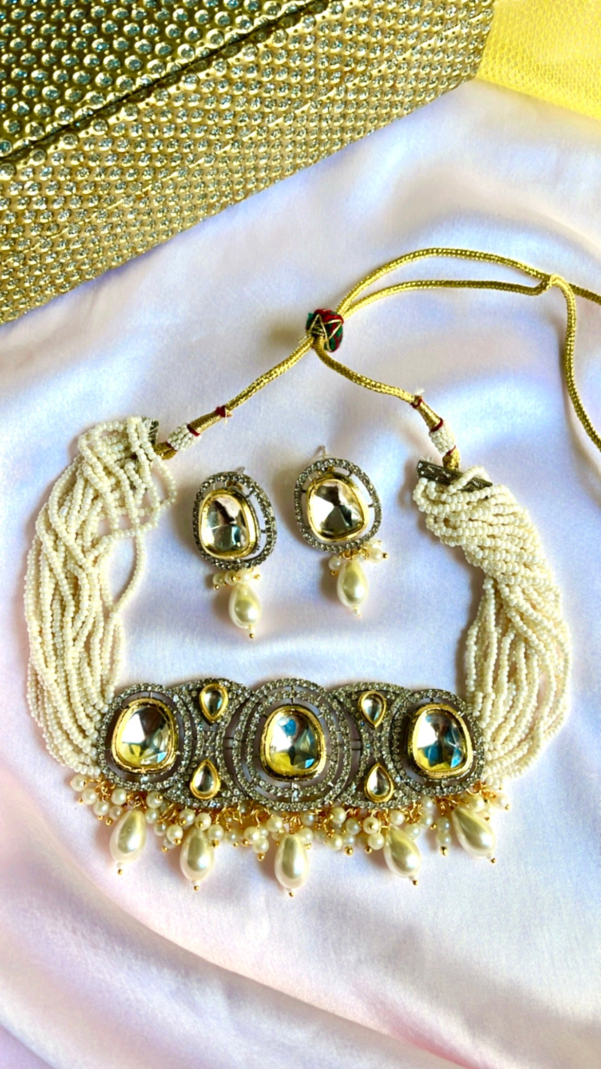 White Rashi Neckpiece Set