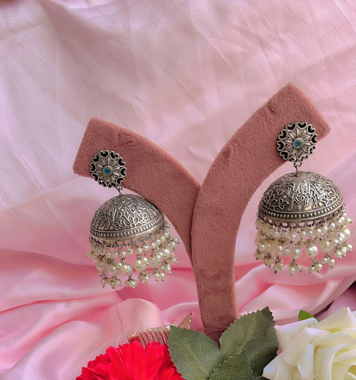 Mint Nalini Jhumka Earring