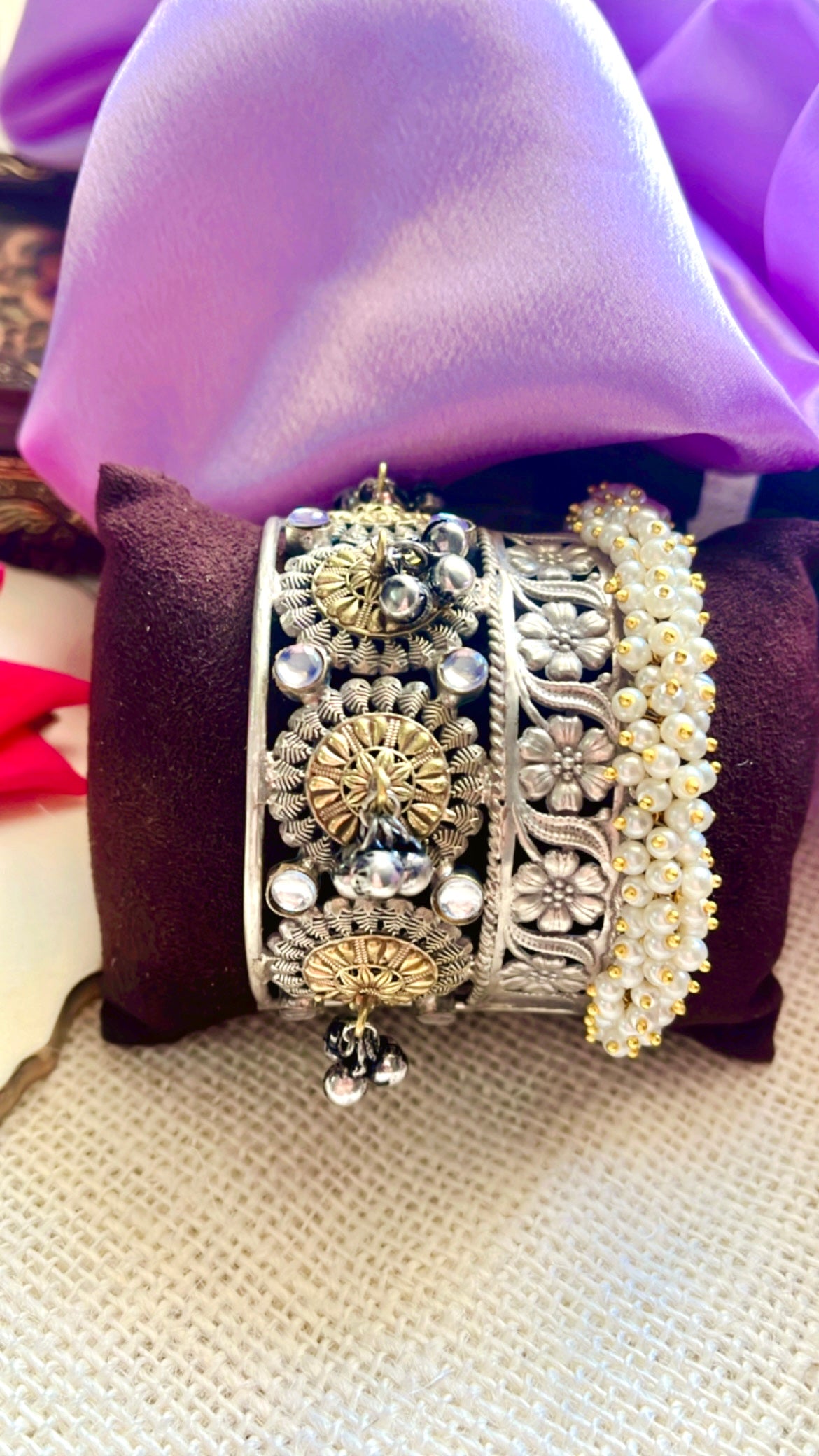 Madhavi Silver Handcuff