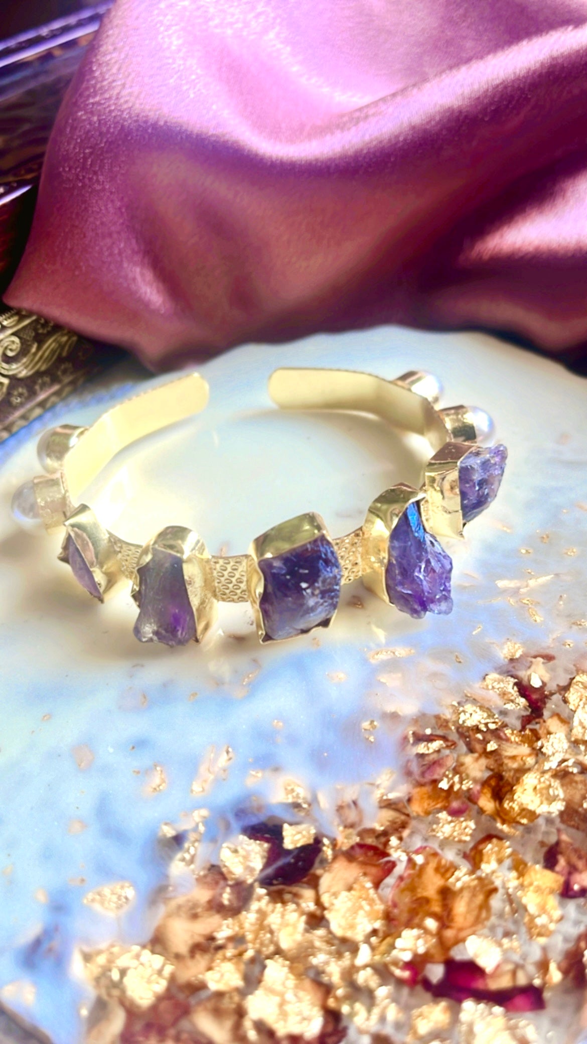 Tanu Golden Handcuff