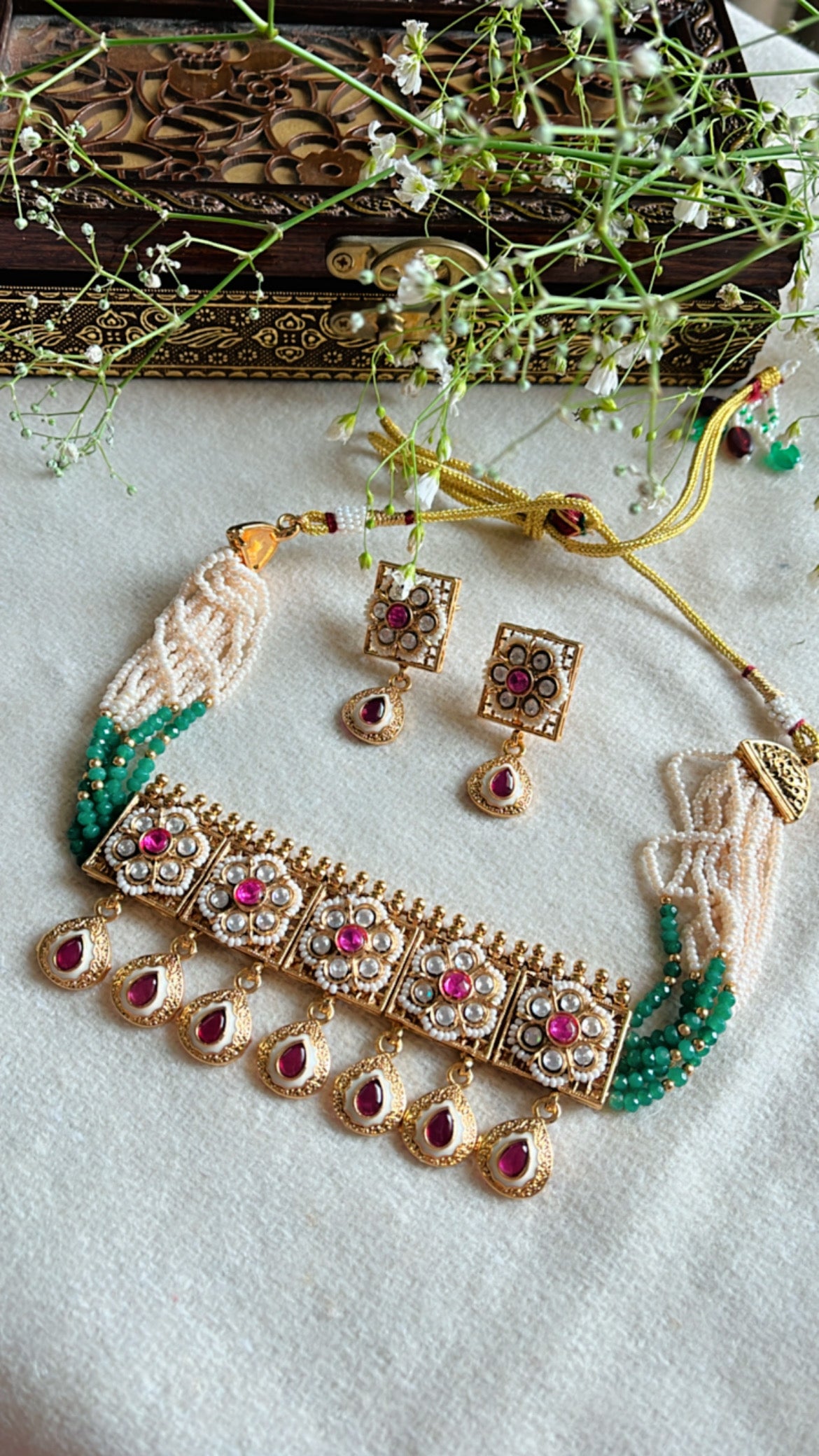 Green Siyana Neckpiece Set