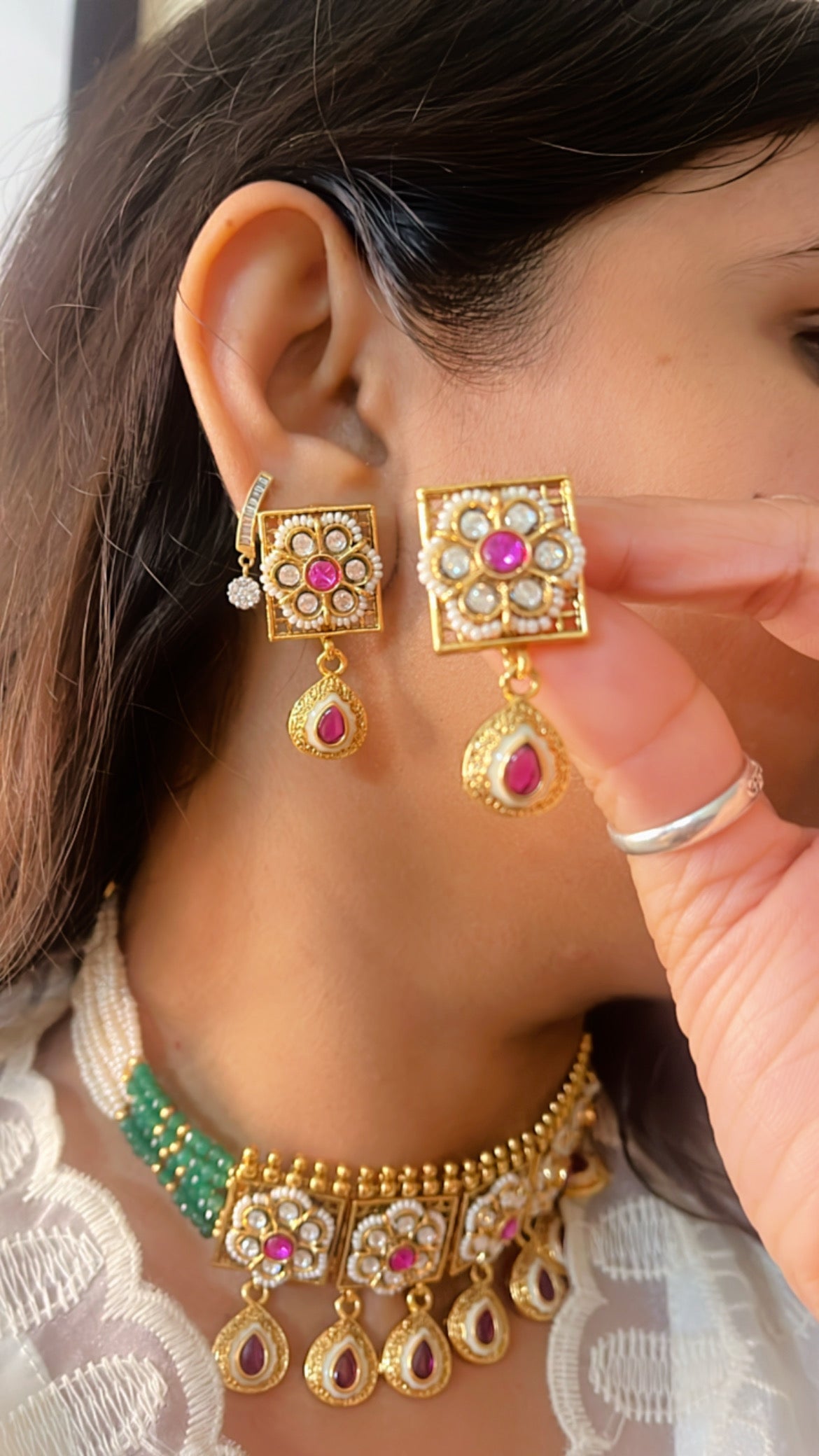 Green Siyana Neckpiece Set