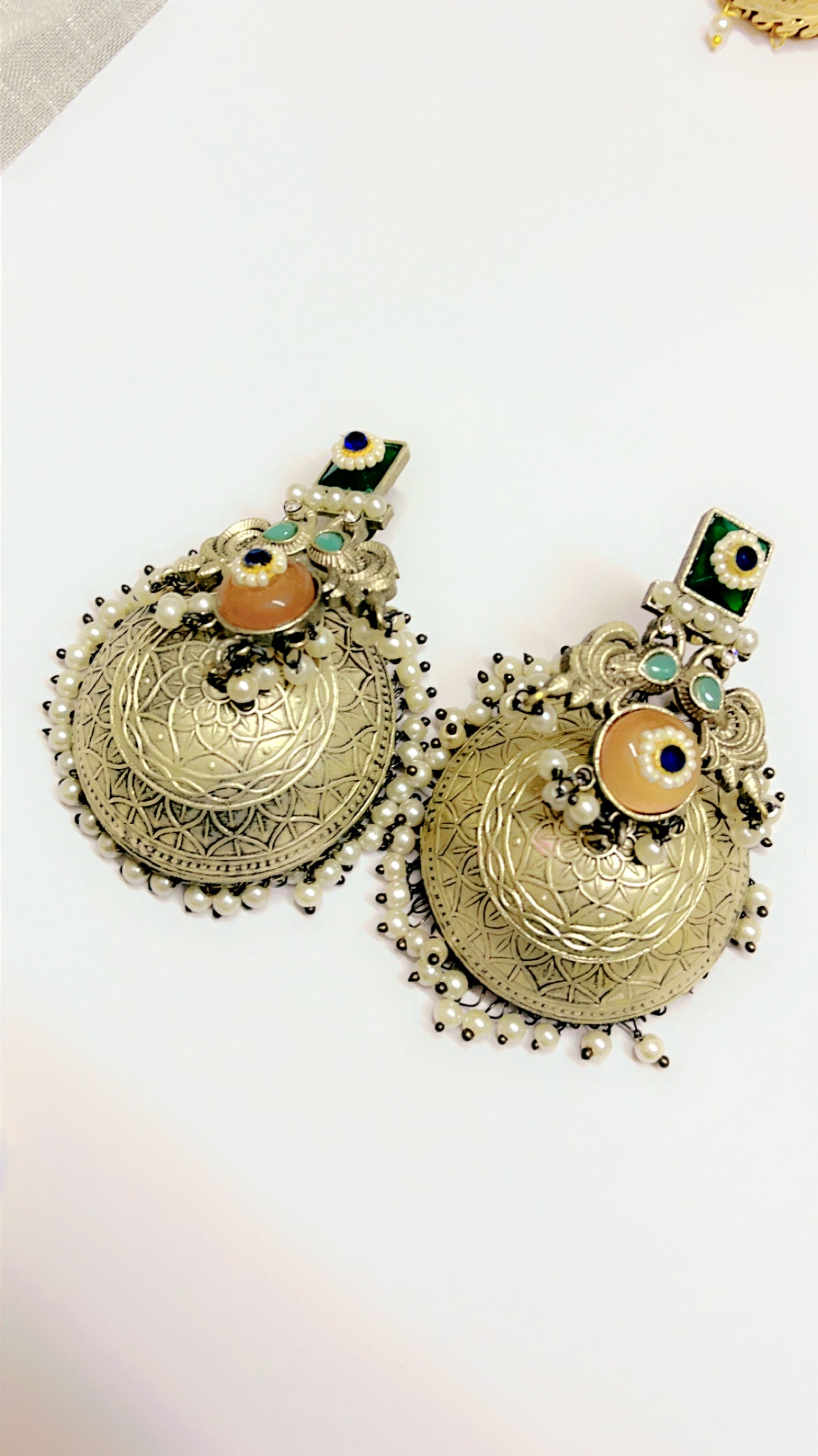 Deepali Silver Jhumka Earring