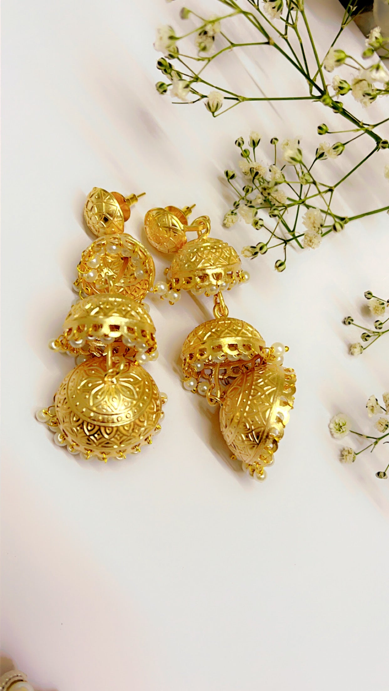 Golden Tamiksha Jhumka Earring