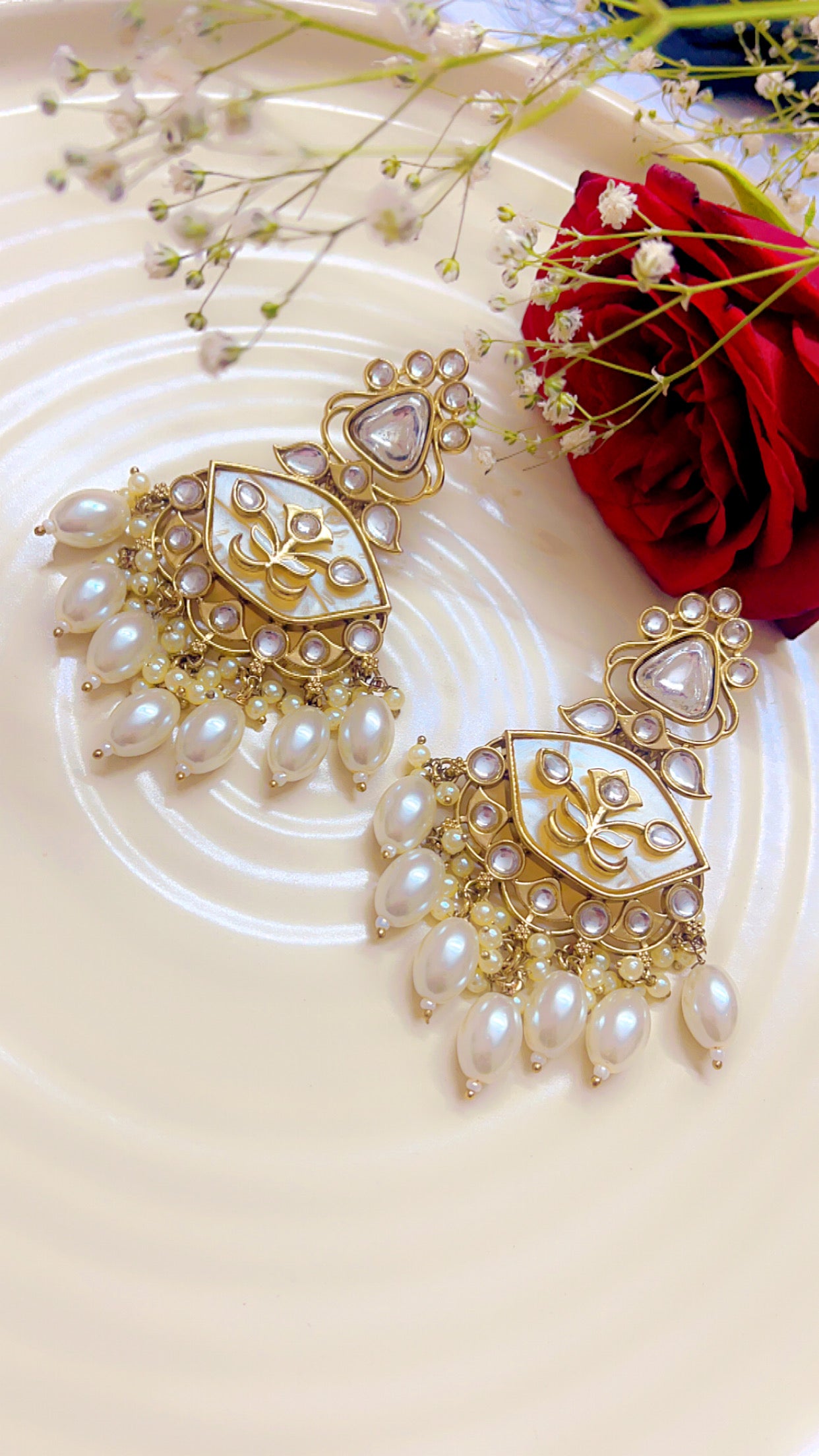 White Shesha Earring