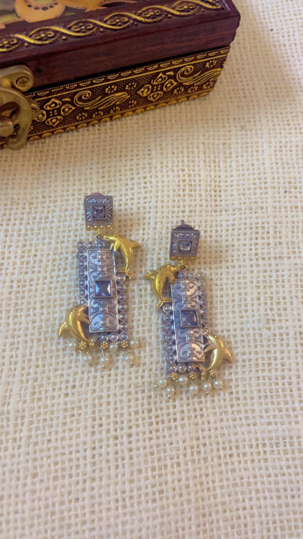 Esha Silver Earring