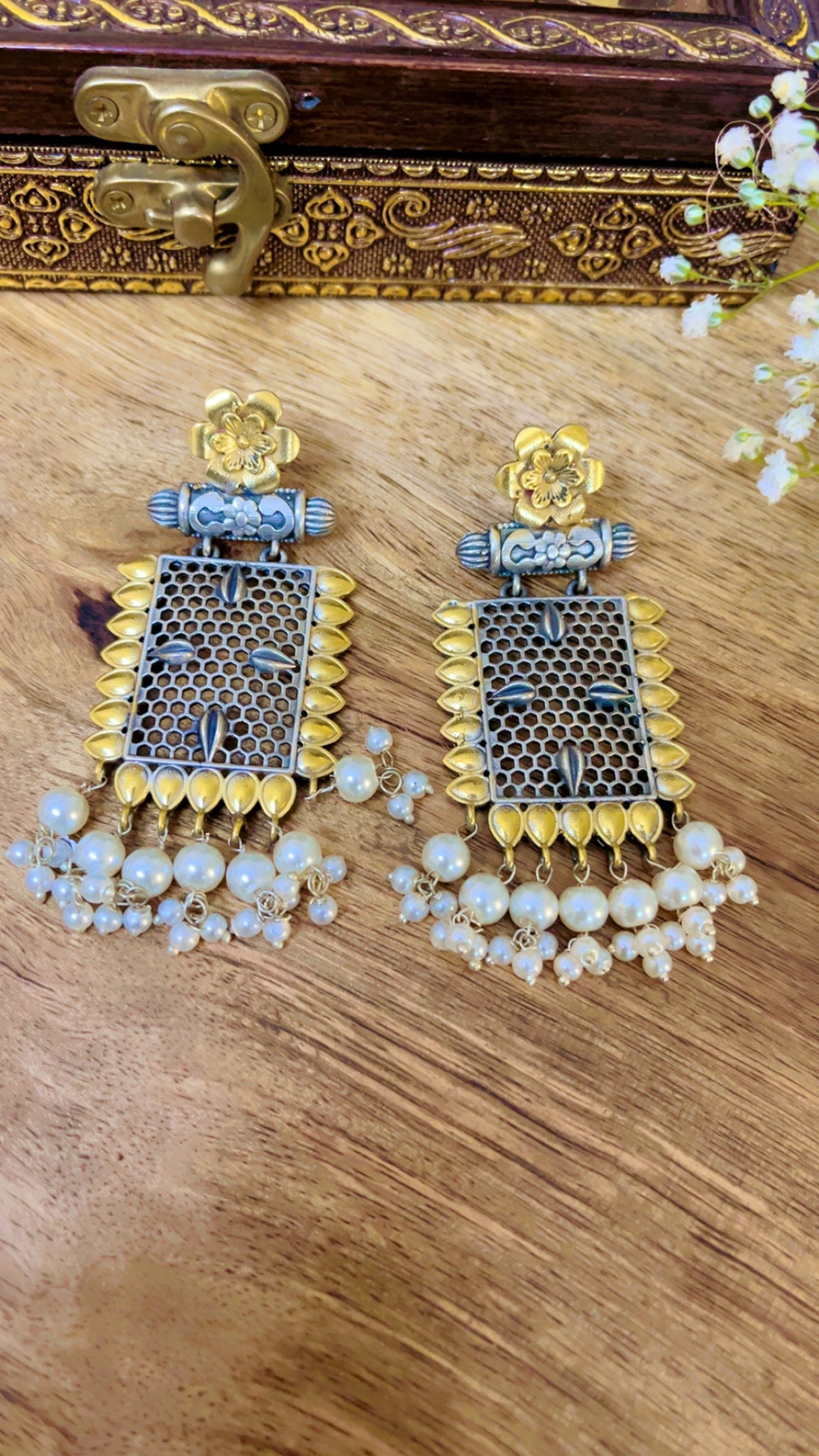 Jasreet Silver Earring