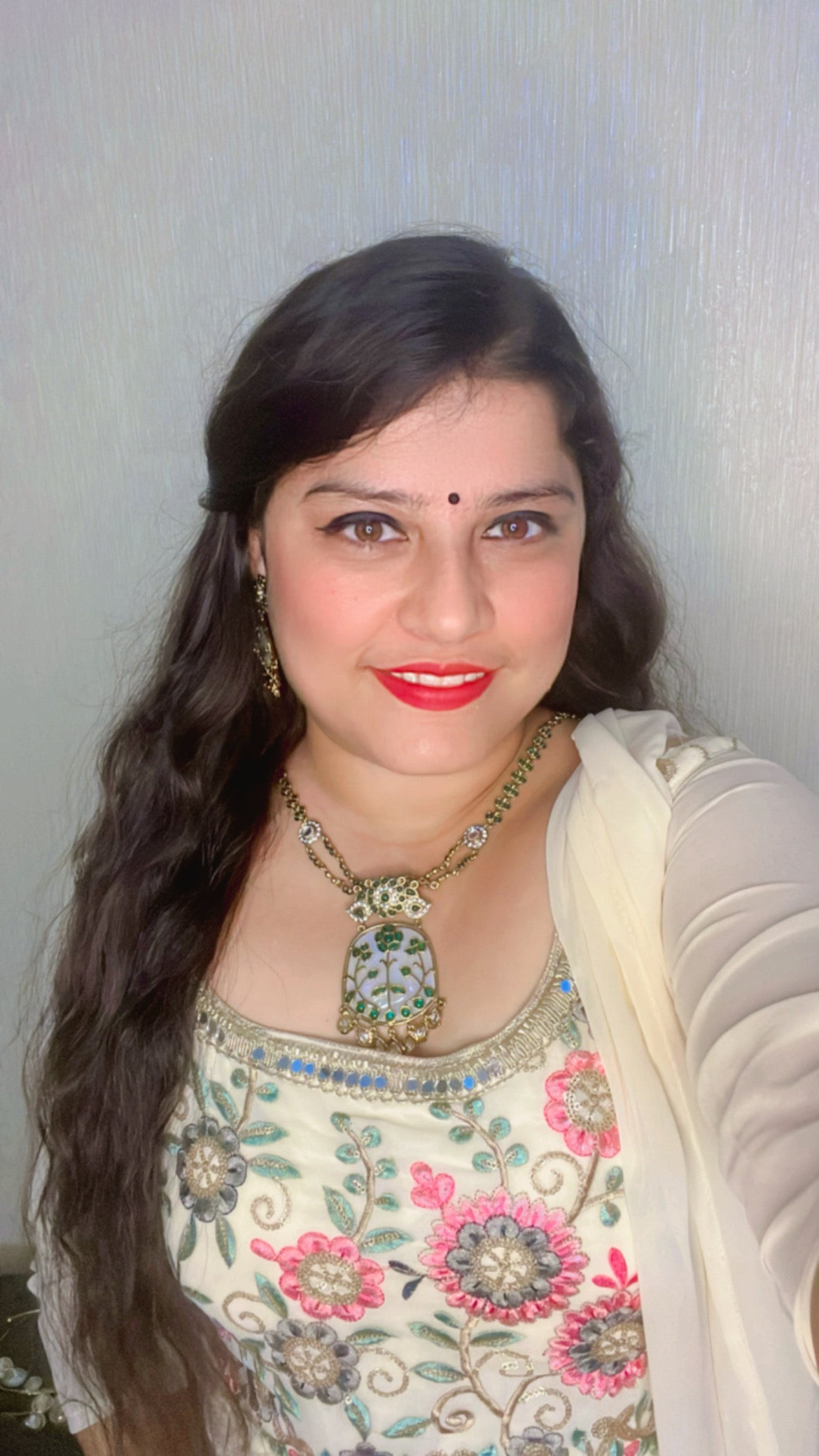 Red Gyanika Neckpiece Set