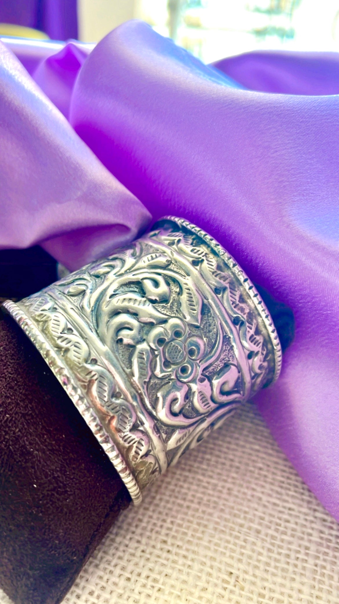 Hanya Silver Handcuff