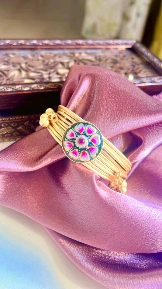 Maya Golden Handcuff