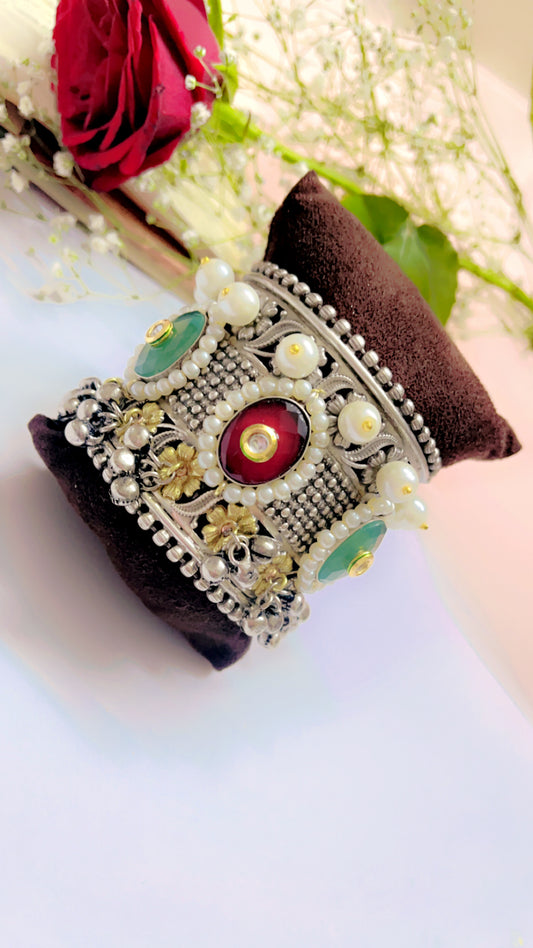 Ashwani Silver Handcuff