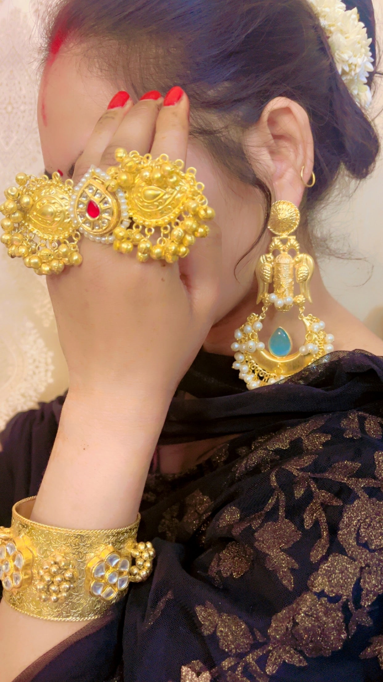 Dhruvi Golden  Ring