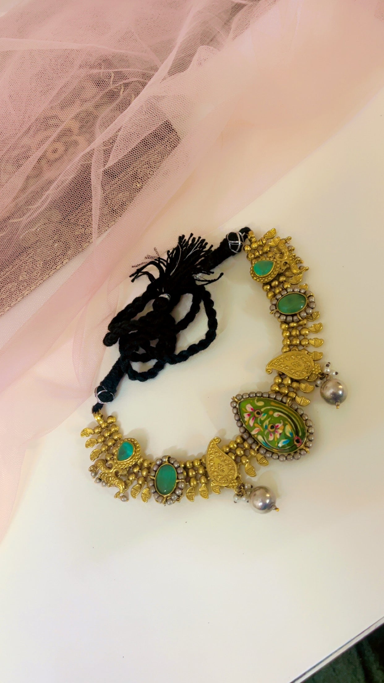 Amitte Fusion Neckpiece