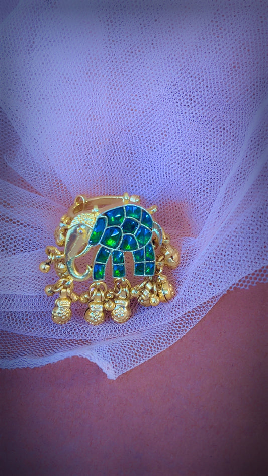 Green Sindhu Golden  Ring