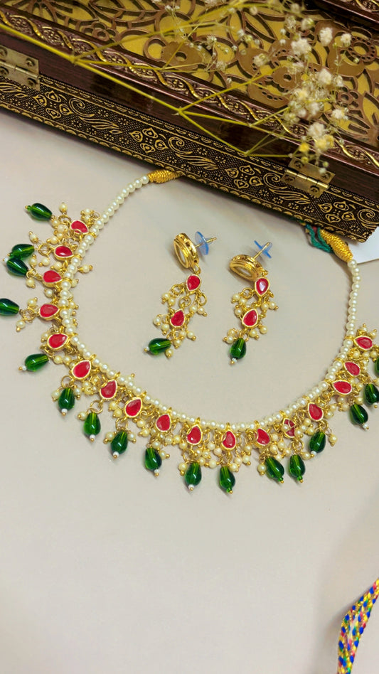 Shreena Pearl Neckpiece Set (Copy)